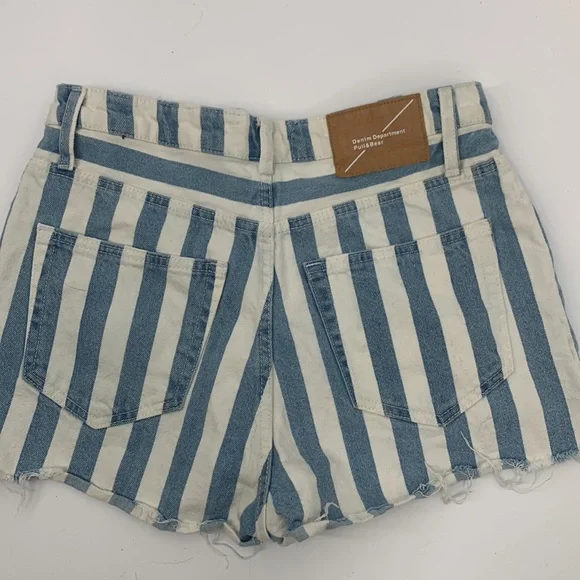 Pull & Bear Denim Shorts size 28 Stripe Jeans - Picture 2 of 6